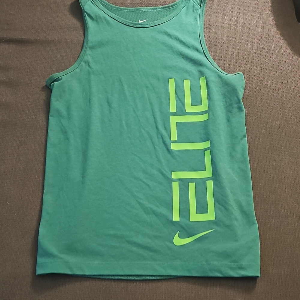 Nike Tank Top in Vibrant Green